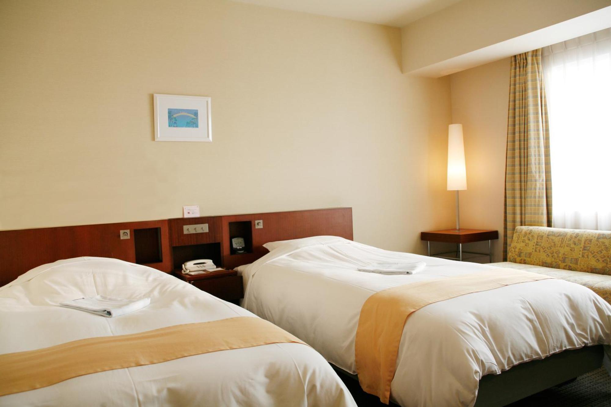Keisei Hotel Miramare Тиба Экстерьер фото
