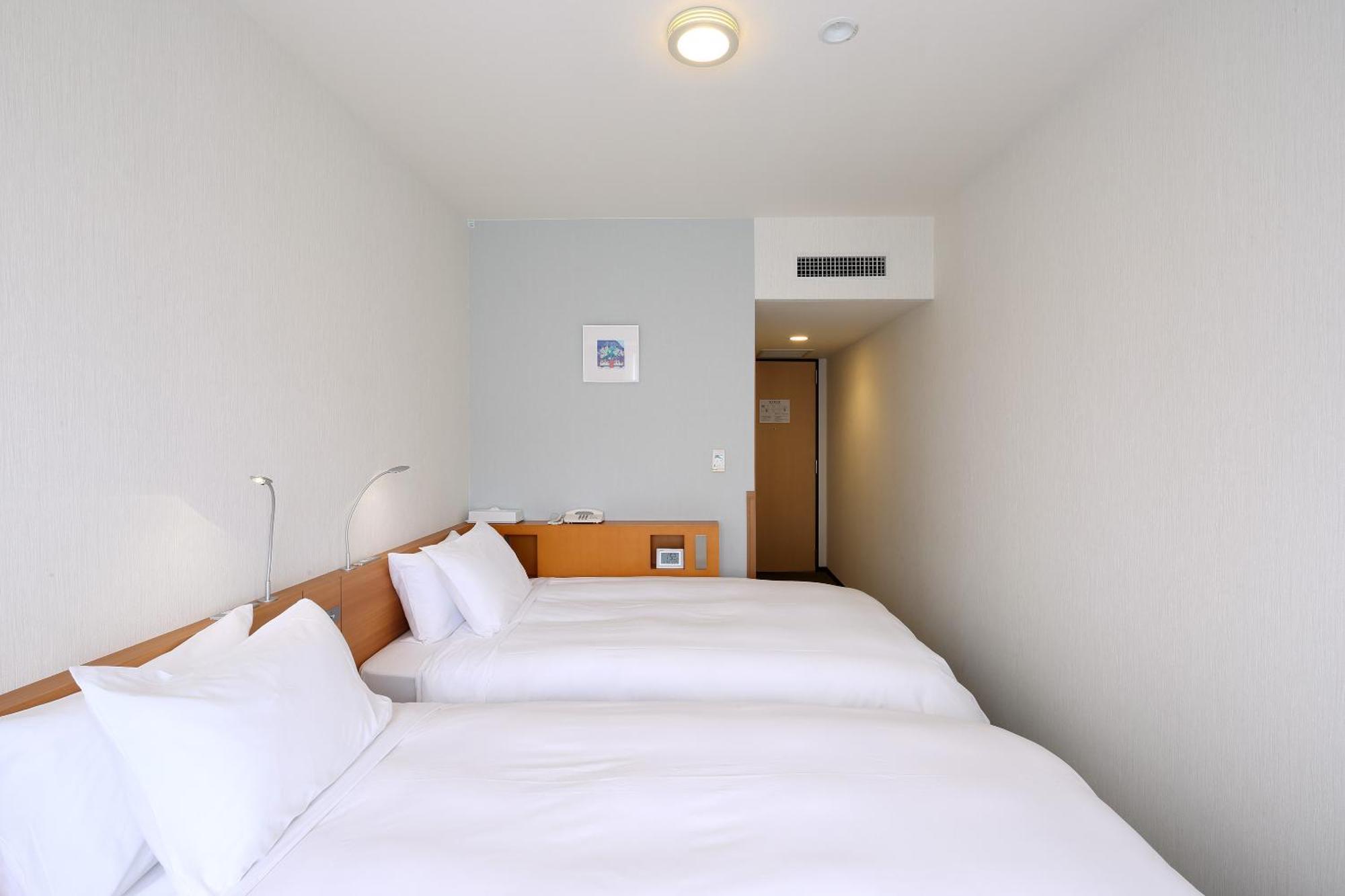 Keisei Hotel Miramare Тиба Экстерьер фото