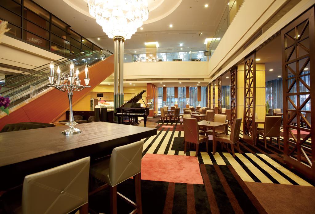 Keisei Hotel Miramare Тиба Экстерьер фото