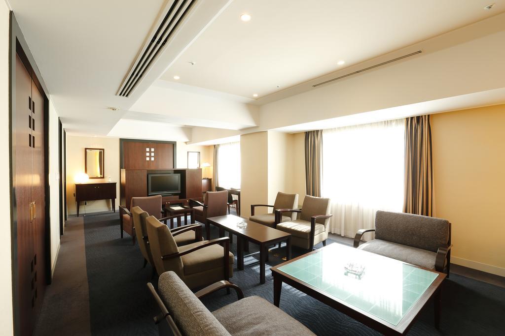 Keisei Hotel Miramare Тиба Экстерьер фото