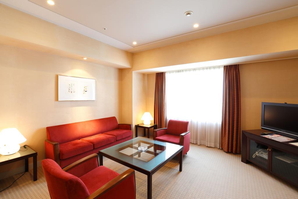 Keisei Hotel Miramare Тиба Экстерьер фото